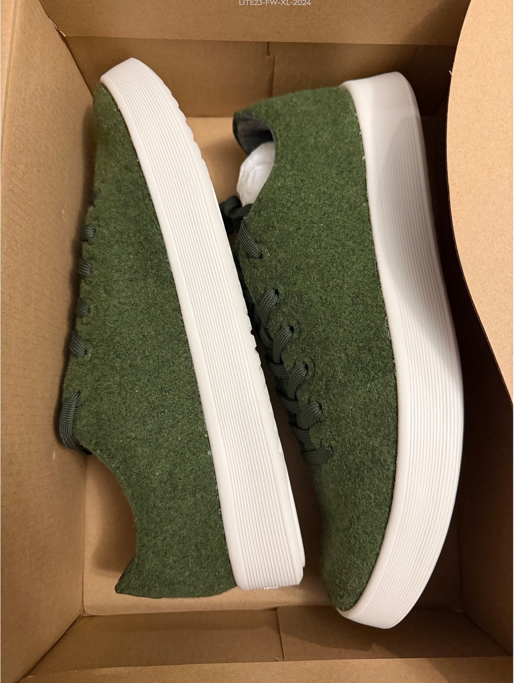 New Men’s Allbirds Wool Cruiser Sneaker size 13